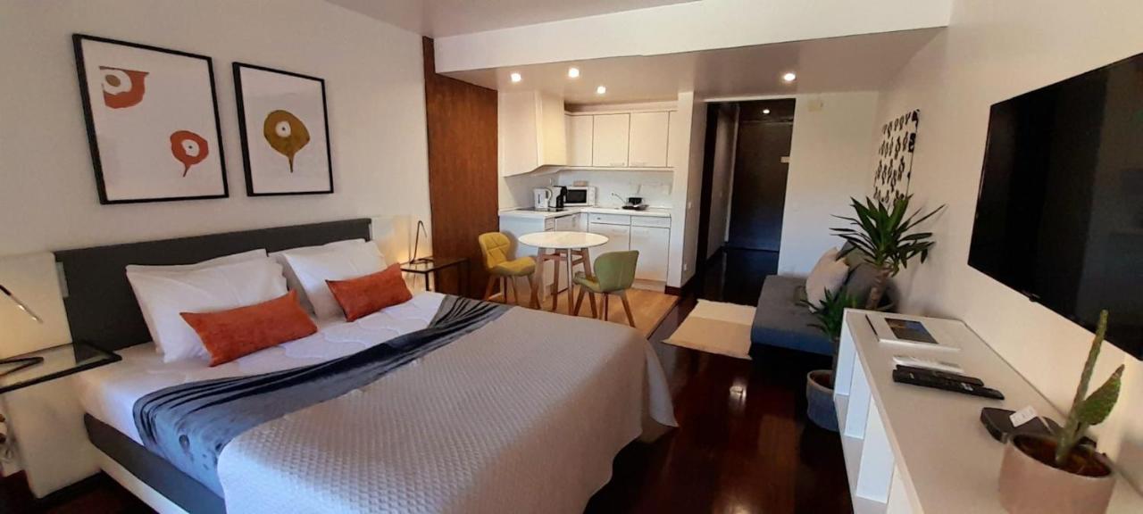 Health Village Apartments กาชไกช์ ภายนอก รูปภาพ