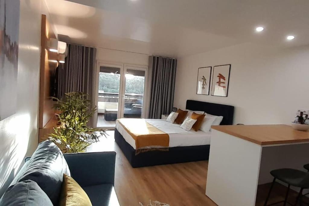 Health Village Apartments กาชไกช์ ภายนอก รูปภาพ